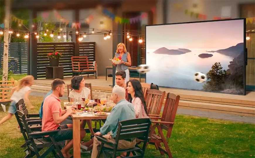 Outdoor Smart TV Skyworth Clarus S1