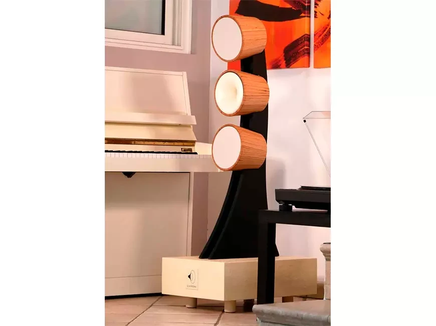   LiveHorn Orion Speaker Systems