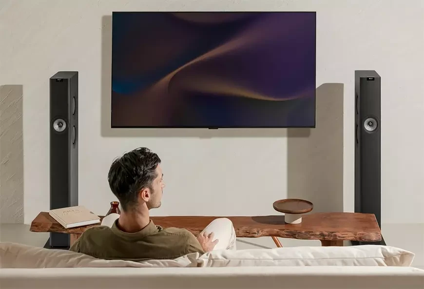   Wireless floorstanding speakers KEF LS60 Wireless
